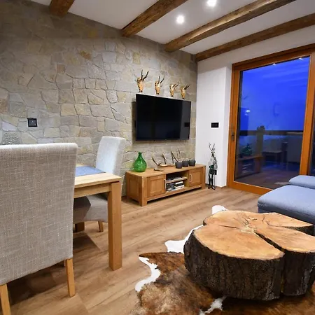 Apartment Mastal
