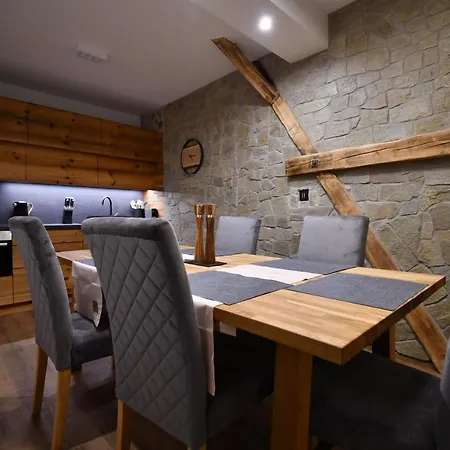 Mastal Apartment *